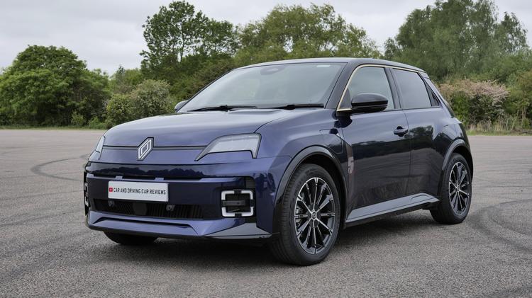 New Renault 5 E-tech Hatchback PCP